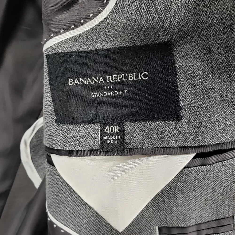 Banana Republic Gray Herringbone Standard Fit Sportscoat Blazer Jacket 40R